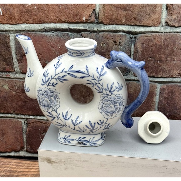 Vtg Chinoiserie Donut Hole Porcelain Tea Pot Blue White Asain Dolphin Handle - Picture 7 of 11